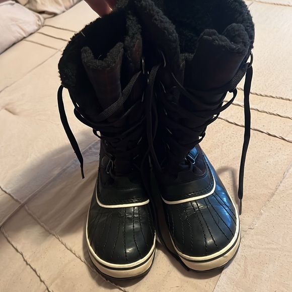 Sorel Boots size 8 - Picture 4 of 5
